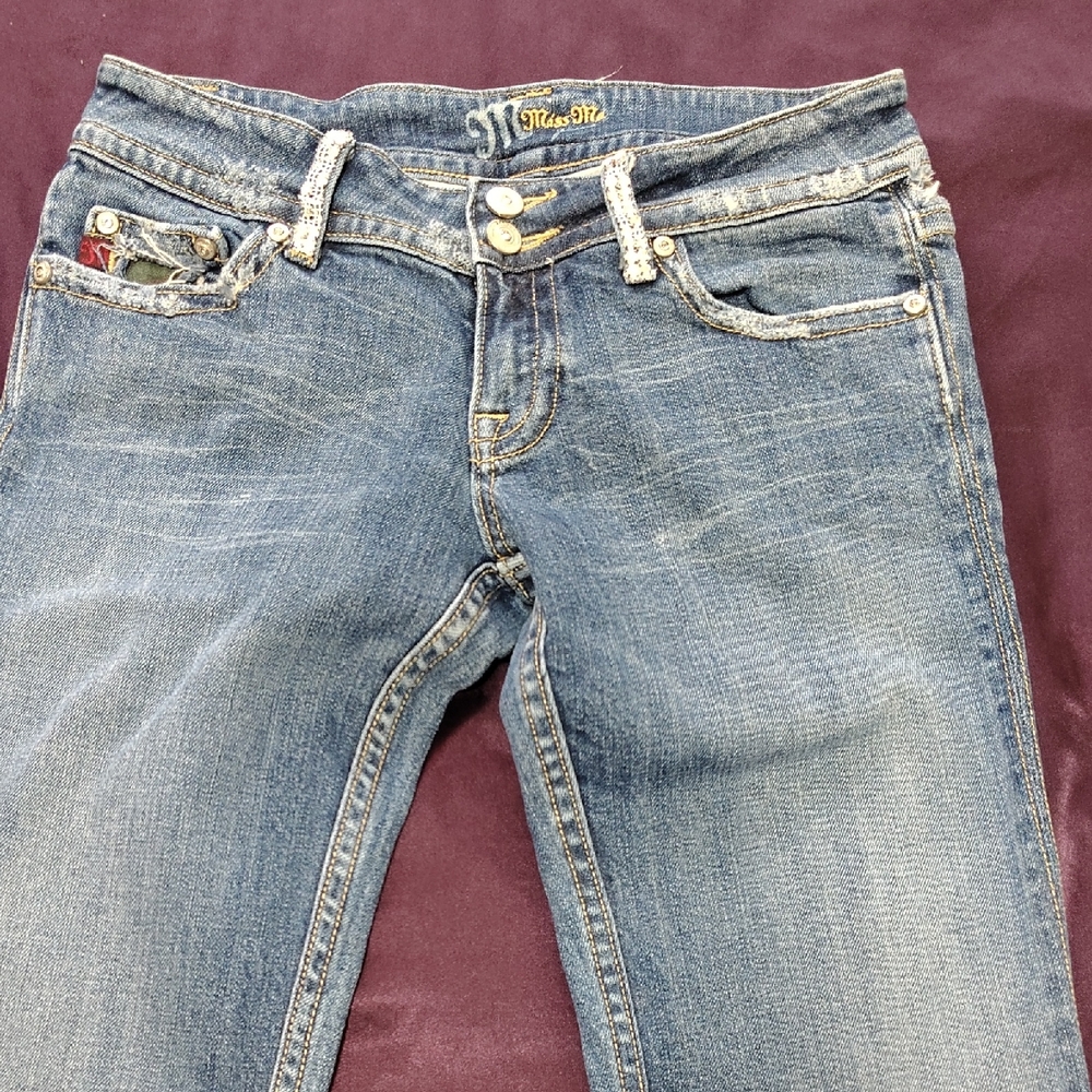 Miss Me Women's Denim Jeans with Embellished Pockets 28"X35"